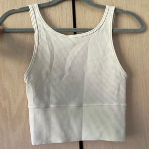Lululemon reversible crop top! Size 8